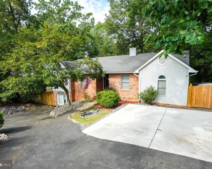 17 Huntington Dr, Fredericksburg