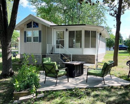 374 Lakeview (Rrle) Circle, Fulton