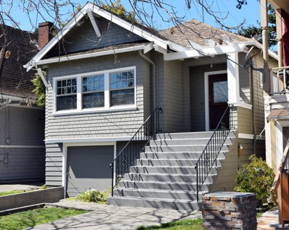 1411 9th St, Alameda
