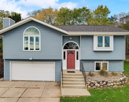 424 North University Drive, Waukesha