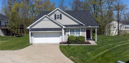 17698 River Valley Boulevard, North Royalton