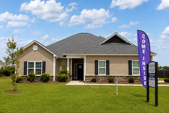 STATESIDE MODEL HOME