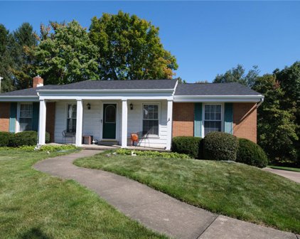 134 Dover, Moon/Crescent Twp