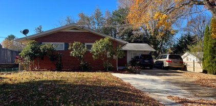 3431 Brookwood Dr, Fairfax