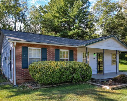 20 Waterford  Court, Asheville