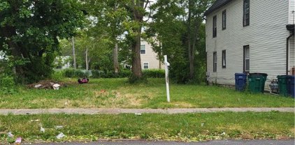 81 Maryland  Street, Buffalo City-140200