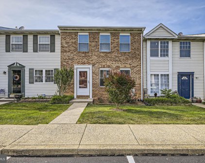 6 Luffing Ct, Essex