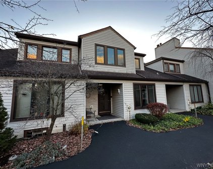 105 Old Meadow Drive, Amherst