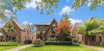 627 Fisher, Grosse Pointe