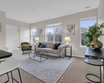5 Repton Place Unit 5305, Watertown