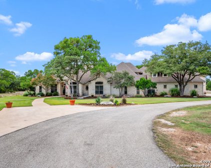 102 Greystone Trail, Boerne