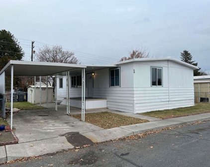 69 Galaxy Lane, Richland
