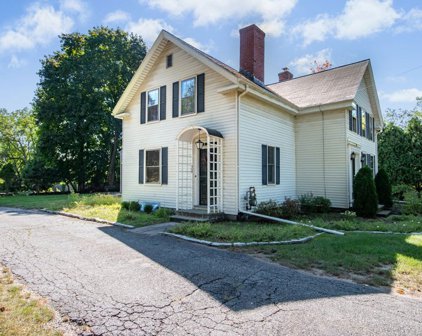 303 Boston Post Rd, Sudbury