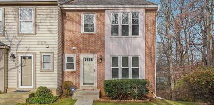 9048 Saffron Ln, Silver Spring