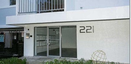 221 Meridian Ave Unit #206, Miami Beach