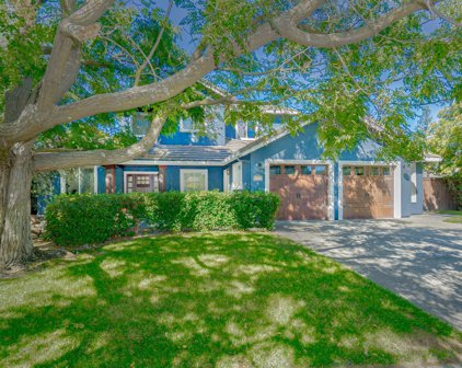 2815 Montgomery Avenue, Davis