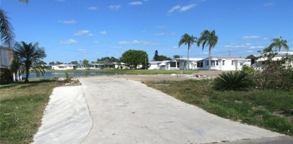 108 Lakeview Drive, North Port