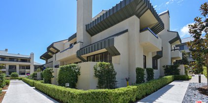 2176  Century Hl, Los Angeles