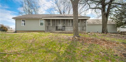 4301 E 215th Street, Belton