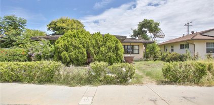 866 S State College Boulevard, Anaheim