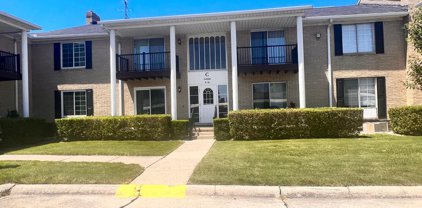 34800 VALLEYVIEW Unit 127, Sterling Heights