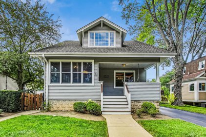 416 N Douglas Avenue, Arlington Heights