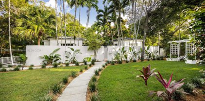 4085 Poinciana Ave, Coconut Grove