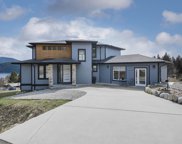 587 Woodland Avenue, Gibsons image