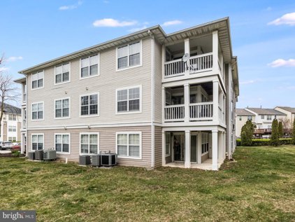 14196 Cuddy Loop Unit #203, Woodbridge