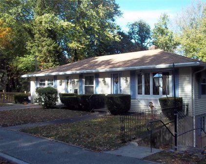 411 Old River  Road, Lincoln