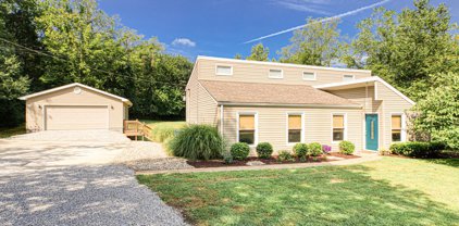 3304 Borowick Cir, La Grange