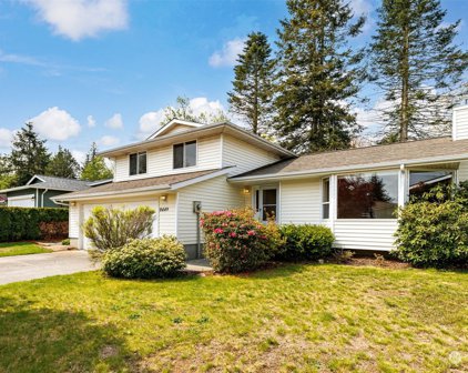 8449 Catalina Court, Blaine