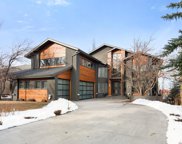 72 Patterson Crescent Sw, Calgary image