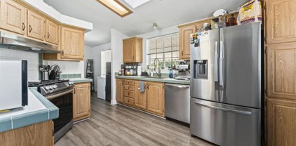 4901 Green River Road Unit 19, Corona