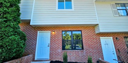 3759 Oakwood Hills Drive, Oakwood