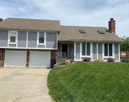 2639 SW Krista Court, Blue Springs