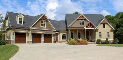 457 Arlington Way, Canton