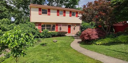 4029 Benden Cir, Murrysville