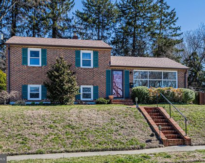 217 Rollingfield Rd, Catonsville