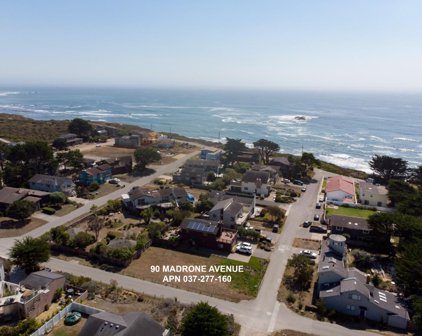 90 Madrone Avenue, Moss Beach