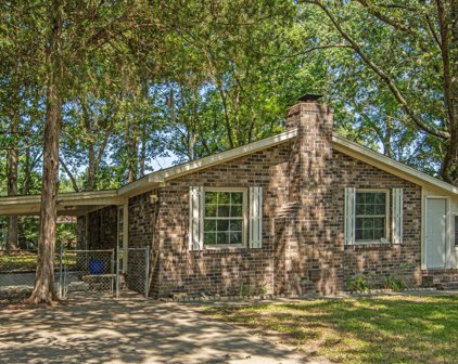 10 Teaneck Road, Goose Creek