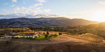 7253 Santos Road, Lompoc