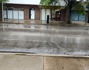 2731 W Touhy Avenue, Chicago image