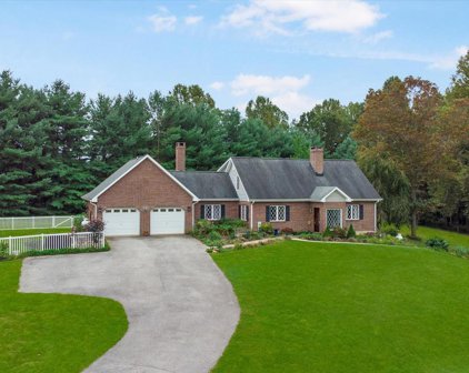 327 Crowl Rd, Westminster