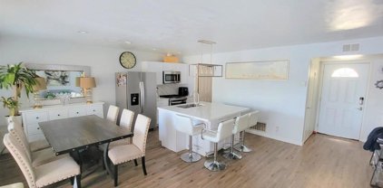 215 Holiday Way, Oceanside