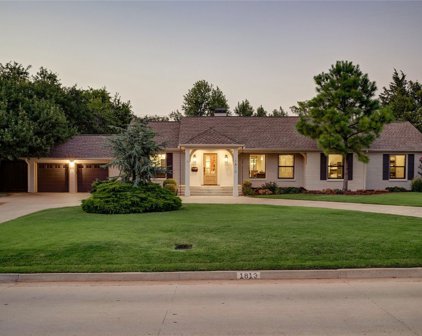 1813 W Wilshire Boulevard, Nichols Hills