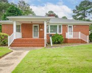 201 E Bayview Boulevard, North Norfolk image