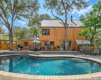 1853 Crystal Springs Rd, New Braunfels