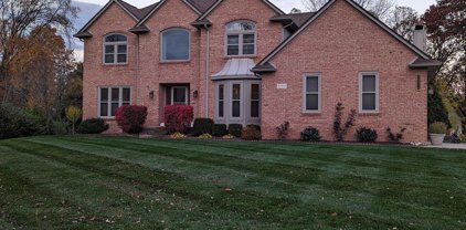 51914 COLONIAL, Shelby Twp