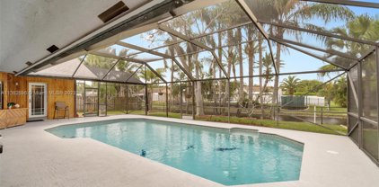 5747 Sw 89th Way, Cooper City